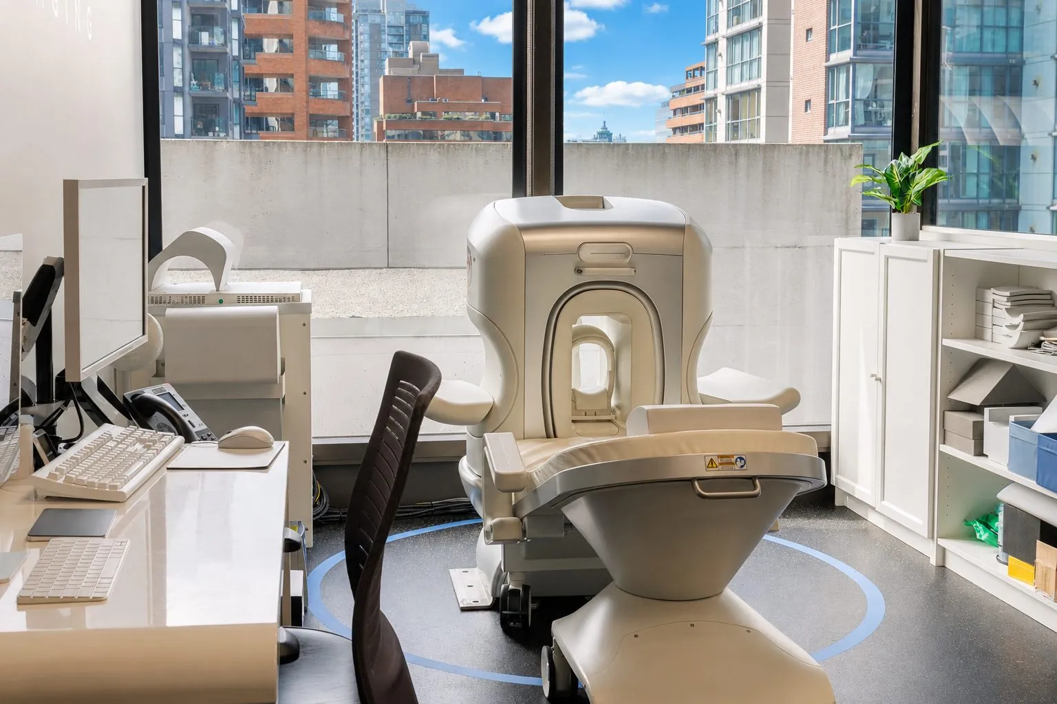 InForm Imaging's extremity MRI scanner